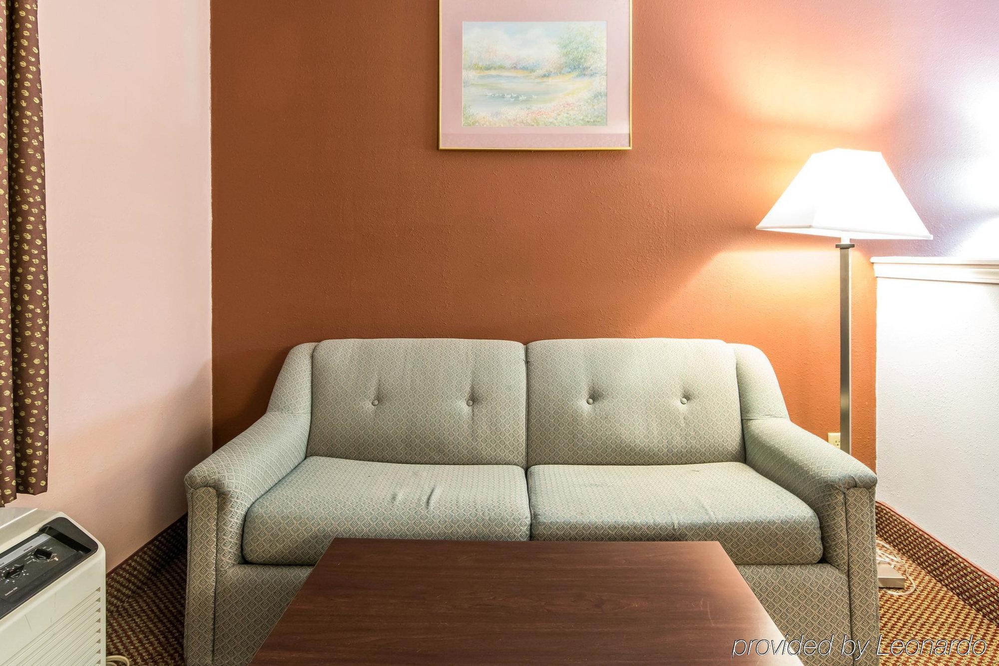 Econo Lodge Inn & Suites I-65 Brooks Buitenkant foto