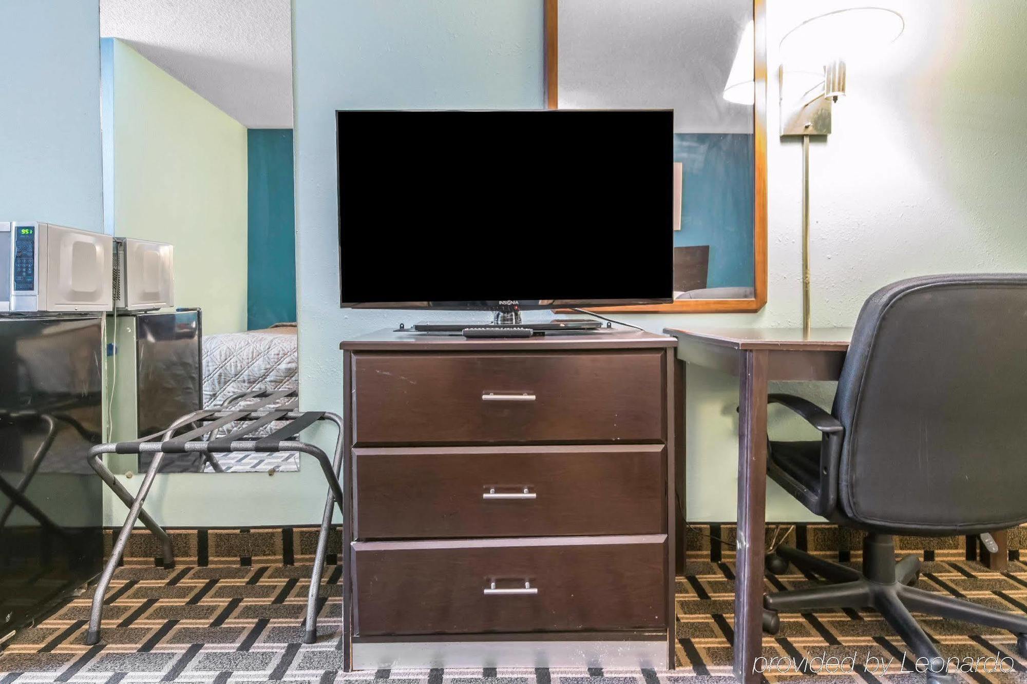 Econo Lodge Inn & Suites I-65 Brooks Buitenkant foto